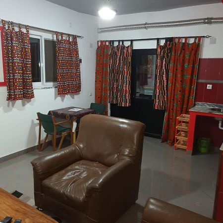 Hotel Badinca Alojamento Low Cost In Bissau Avenida Francisco Mendes Zewnętrze zdjęcie