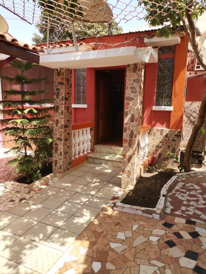 Hotel Badinca Alojamento Low Cost In Bissau Avenida Francisco Mendes Zewnętrze zdjęcie
